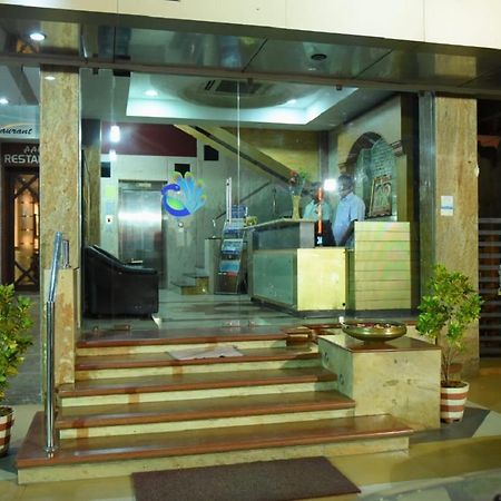 Chendhoor Residency 호텔 Tiruchirappalli 외부 사진