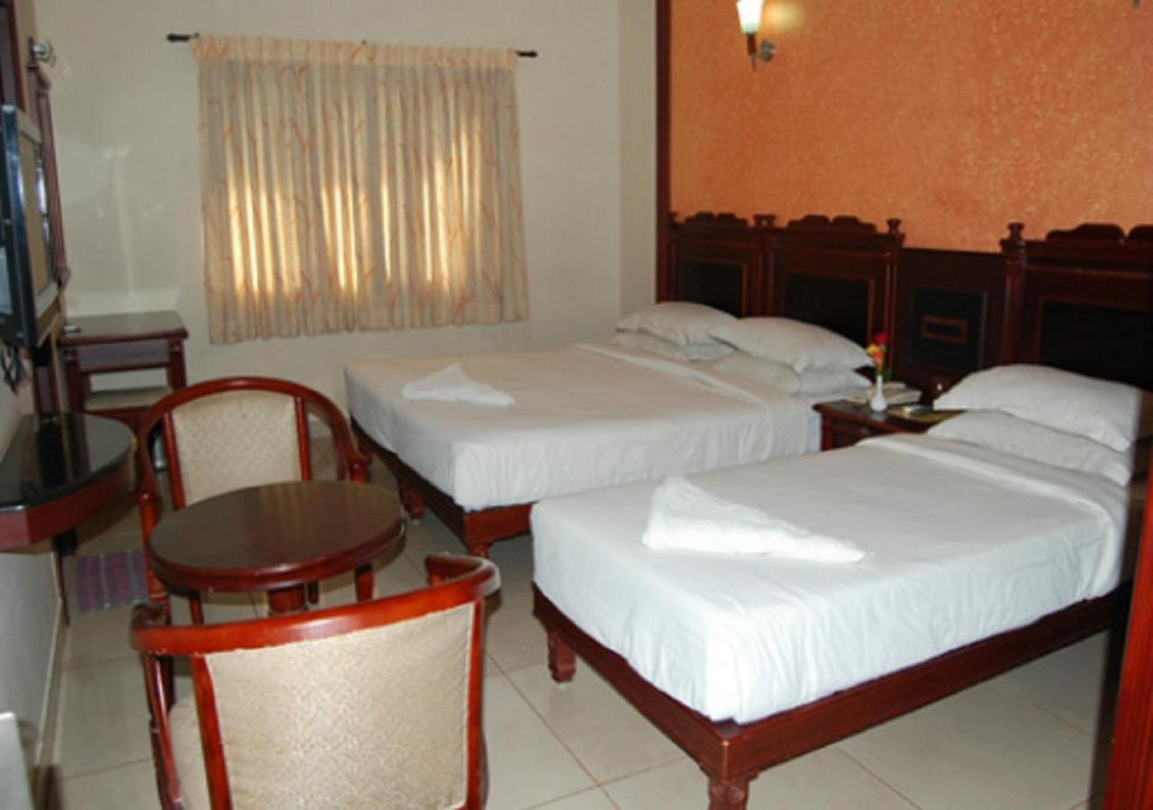 Chendhoor Residency 호텔 Tiruchirappalli 외부 사진