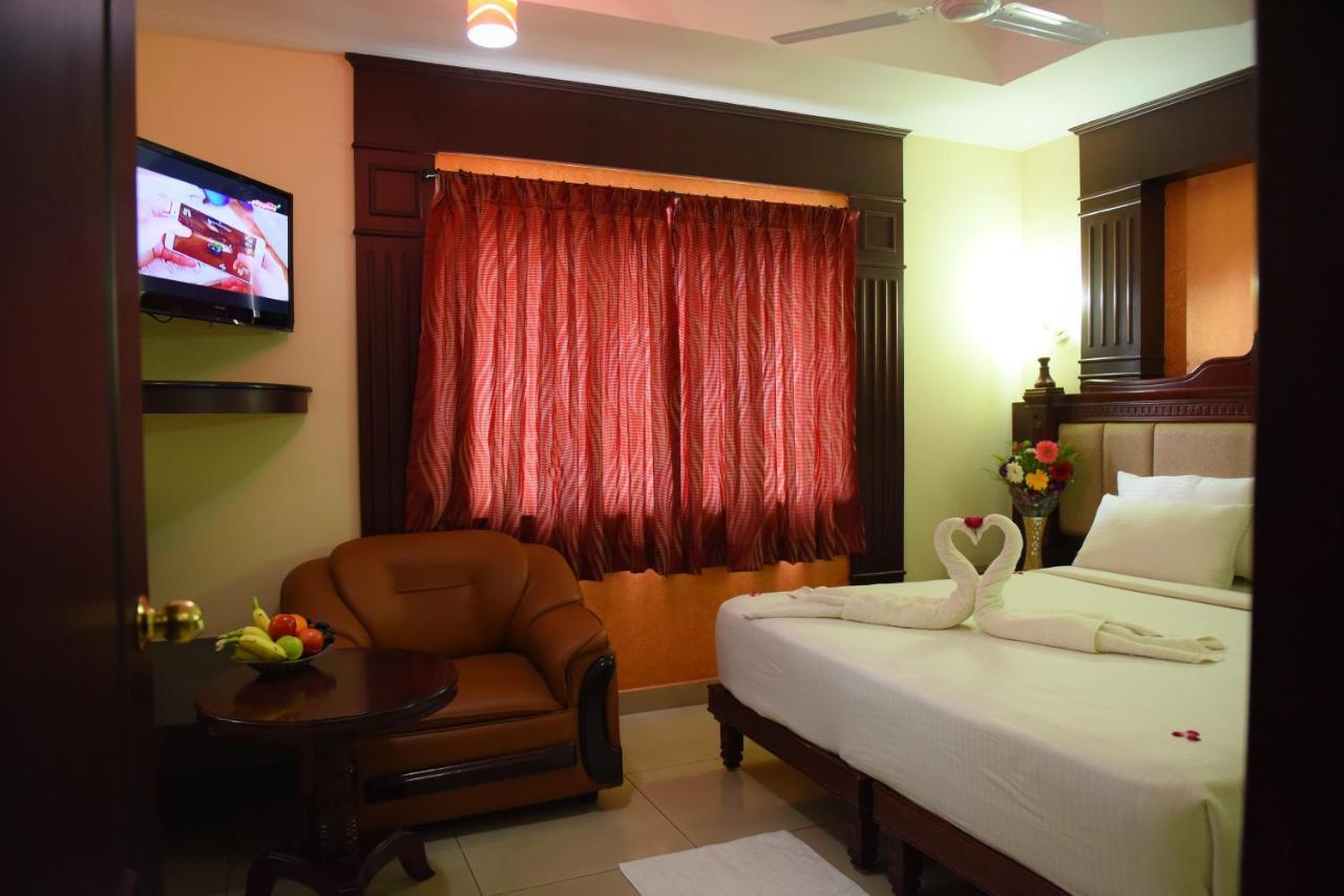 Chendhoor Residency 호텔 Tiruchirappalli 외부 사진
